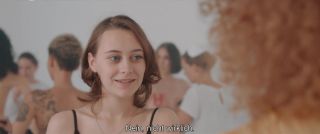Anal-Angels Nackte Mercedes Muller, Hanna Hilsdorf, Julia Dietze - Smile (2018) Vivid