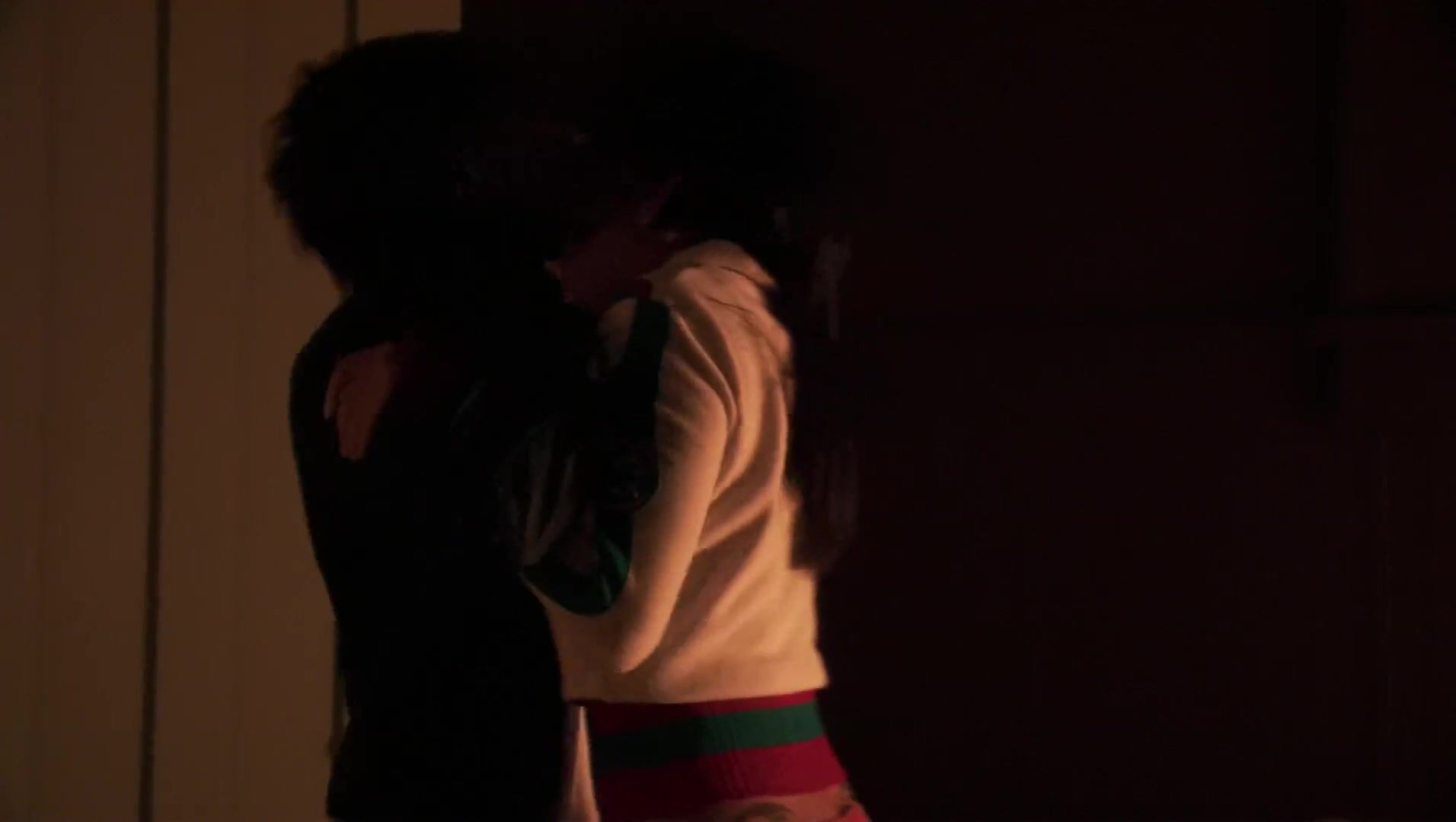 Novia Celebs video of Sarah Shahi and Katherine Moennig licking snatches in The L Word Scatrina - 2
