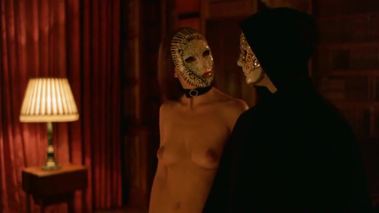 Lez Hardcore Tom Cruise and Nicole Kidman come to orgy in sex moments from cult film Eyes Wide Shut Orgame - 1