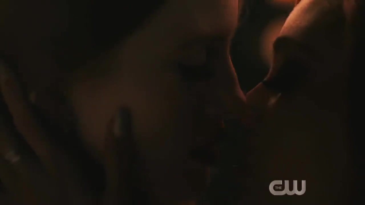 Abigail Mac Hot nude scene with lesbian actresses from TV series Riverdale kissing each other Footworship - 1
