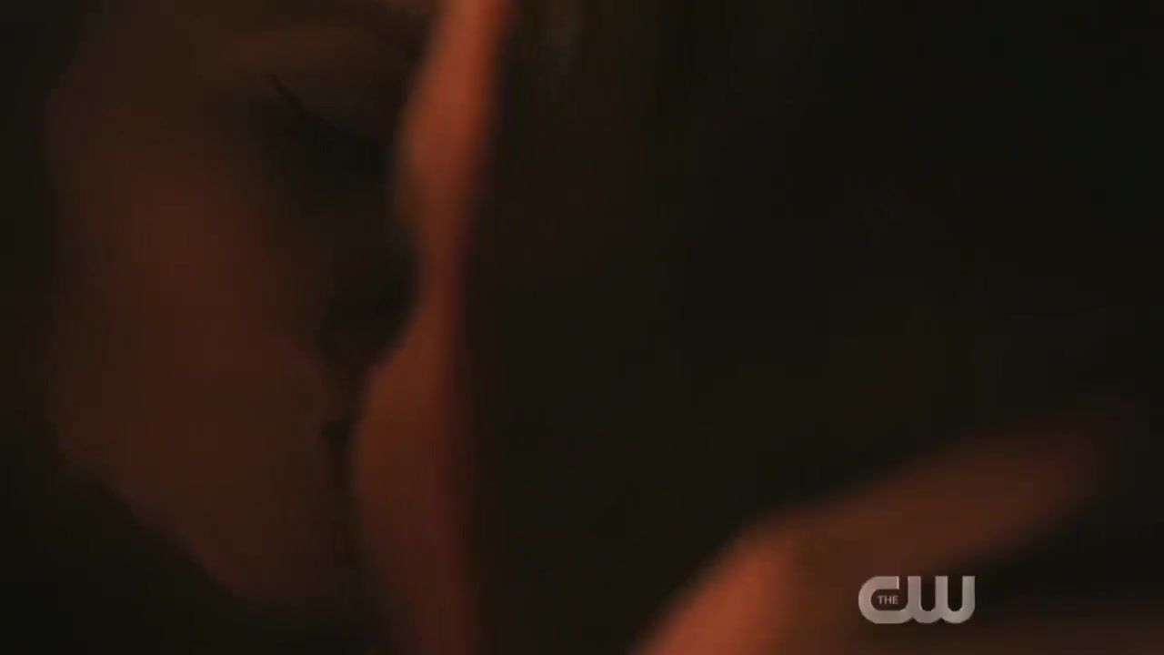 Abigail Mac Hot nude scene with lesbian actresses from TV series Riverdale kissing each other Footworship - 2