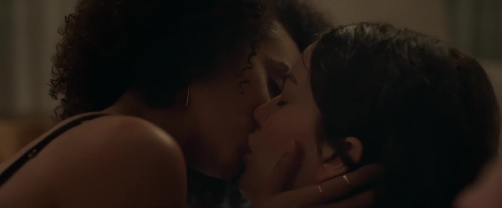 Adulter.Club Black Nathalie Emmanuel joins white co-star Britt Lower nude in Holly Slept Over (2020) Seduction - 1