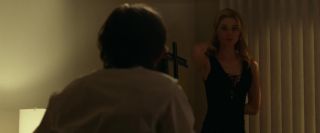 Fleshlight Elizabeth Debicki tries being fucked by as man cums she runs away in Widows (2018) Nalgas