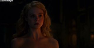 Sex Pussy Enjoy Elle Fanning and Charity Wakefield receiving cocks in The Great (2020) Moan