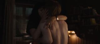 Ass Fucking Louis Hofmann kisses and penetrates Lisa Vicari in erotic excerpts from Dark Safari