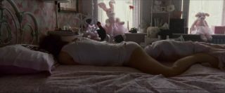 Hot Girl Horny Jewish MILF Natalie Portman kisses choreographer and masturbates in Black Swan Voyeur