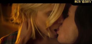 Sexy Kate Mara nude and Ellen Page are lesbians fooling around in drama movie sex excerpt 8teen