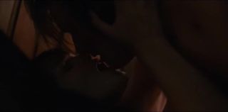 Pjorn HD sex moments of Lisa Vicari kissing and being...