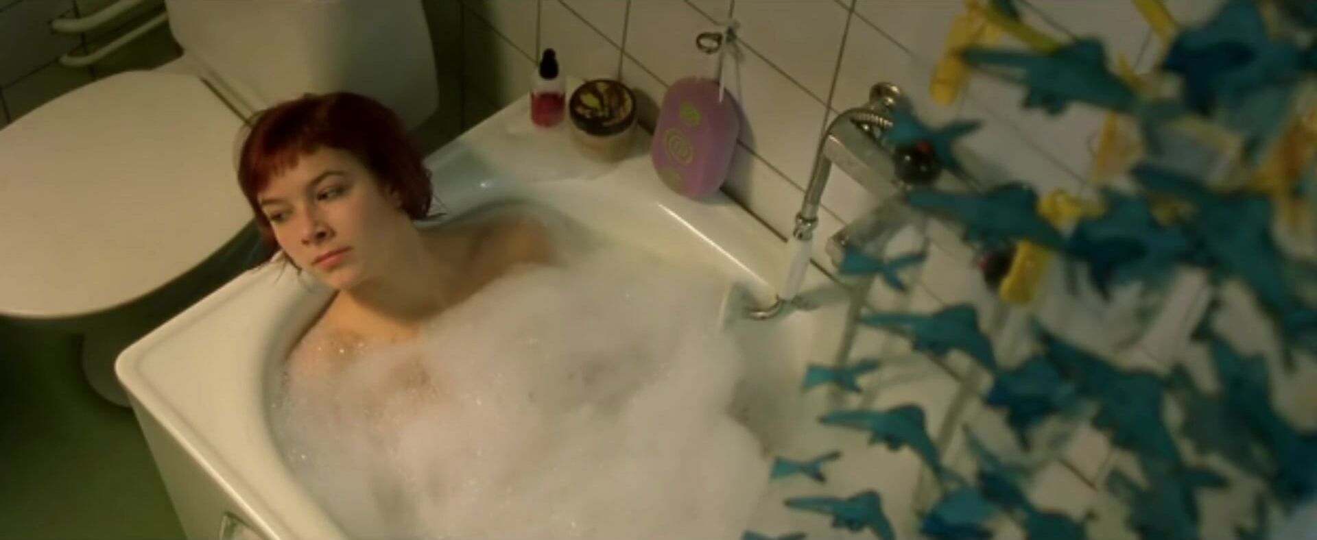 Oil Swedish film Hannah Med H sex scene where man thrusts cock into Tove Edfeldt nude (2003) Madura