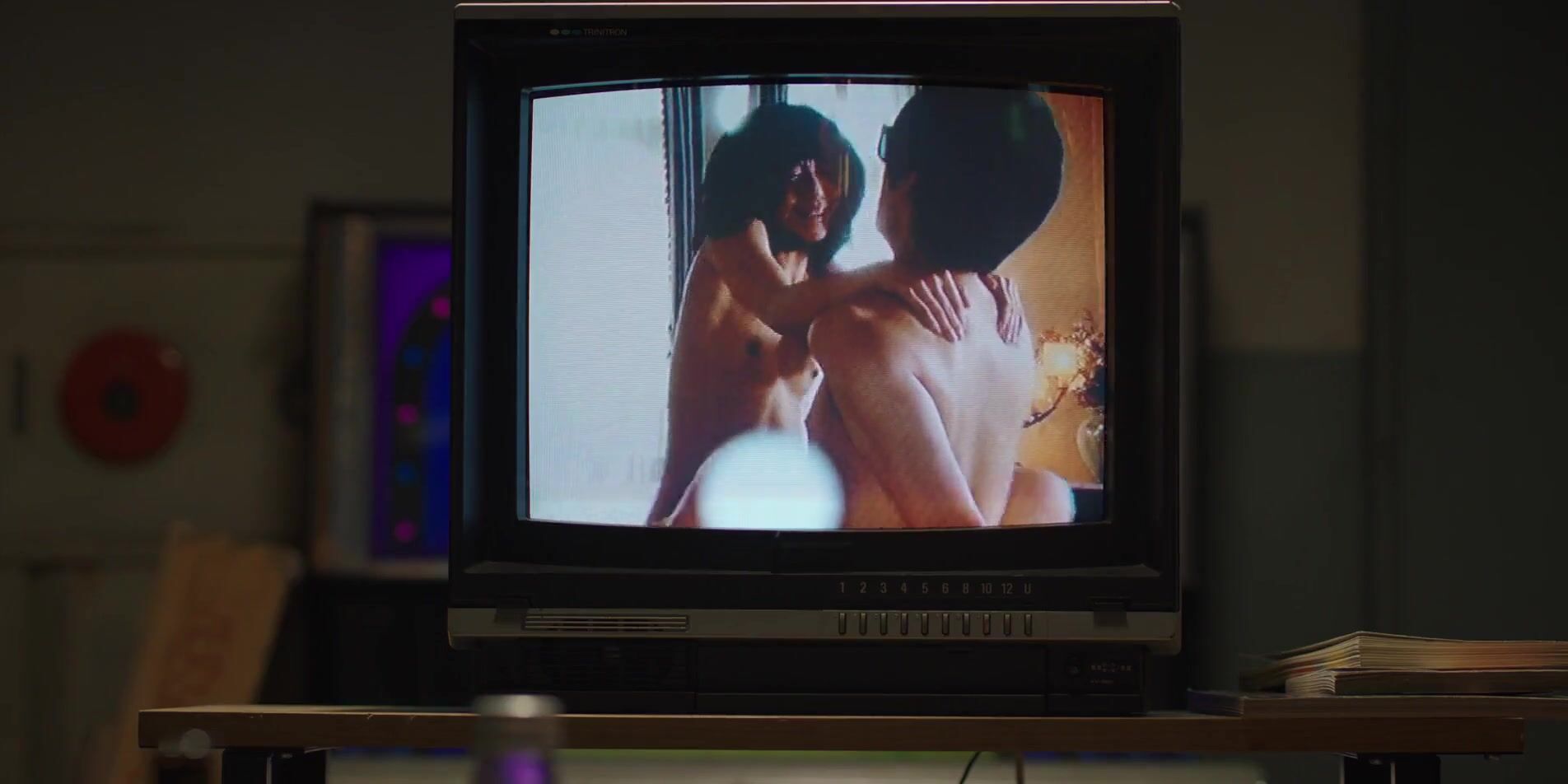 3Rat Inviting Japanese babe Sairi Ito nude plays role of the pornstar 全裸监督 性爱场景混剪 （日语中字) Cavalgando