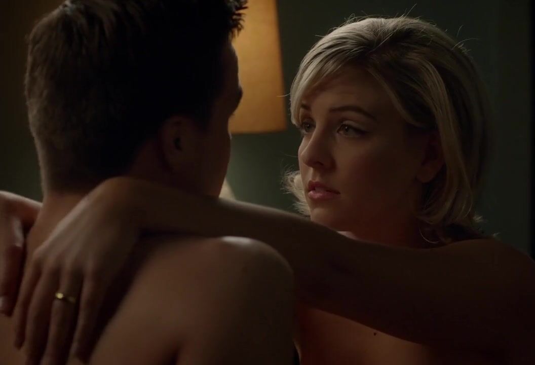 Fist Helene Yorke spends time together with man in TV series Masters of Sex: S03 E07 (2015) Spanish - 1
