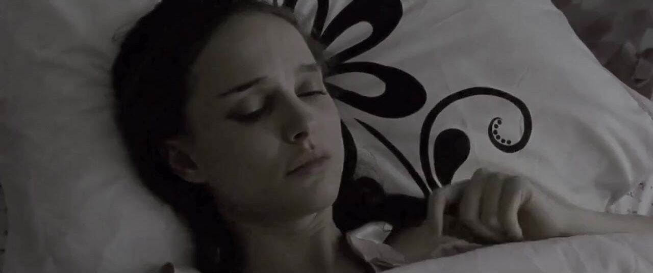 Jayden Jaymes Director cut masturbation scene of Natalie Portman who satisfies herself in Black Swan Teenxxx - 2