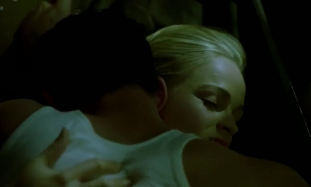 Novinho Man fucks GF in boat and gets murdered during orgasm in HD excerpt from horror movie KindGirls - 1