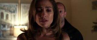 PlayForceOne Latina MILF Jennifer Lopez strips down to lingerie in sex episode from Parker (2013) Argentino