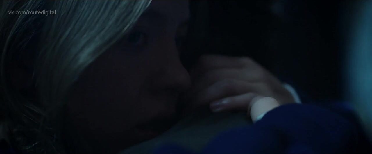 Fuck Com Woman actor Sydney Sweeney satisfies black man in sex scene from Nocturne (2020) Blonde - 2