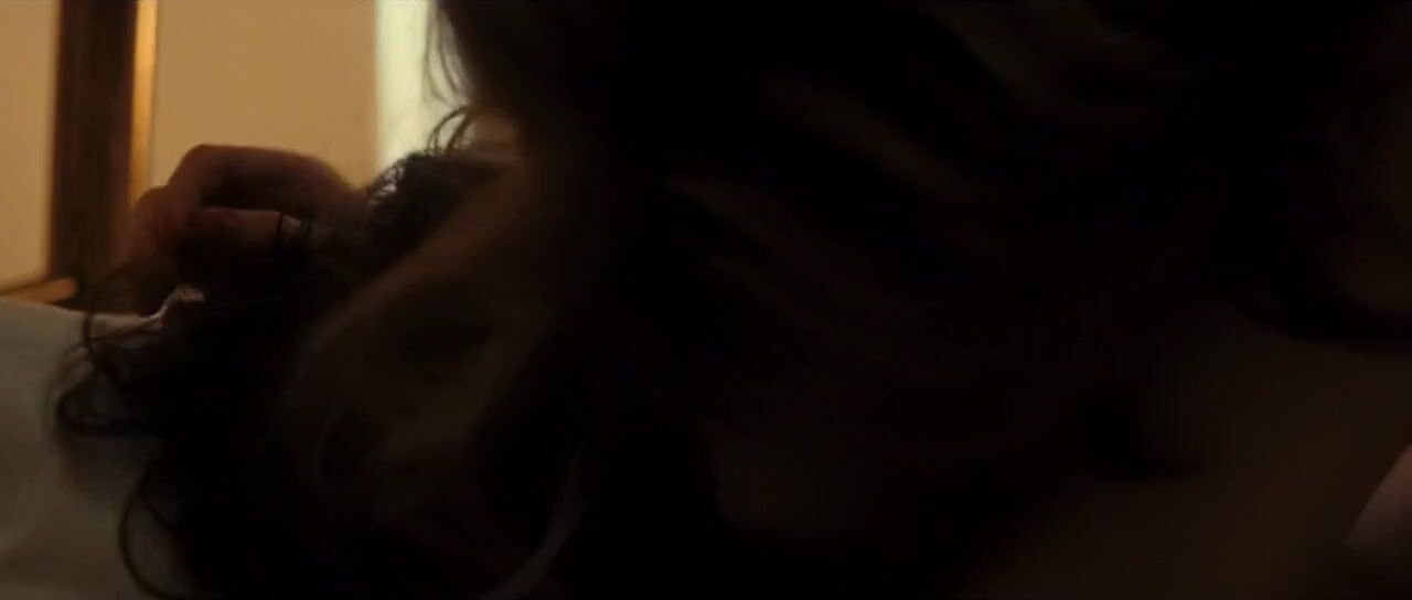 Piercings Kristen Stewart receives two cocks in snatch in hot nude scenes from On The Road Women - 1