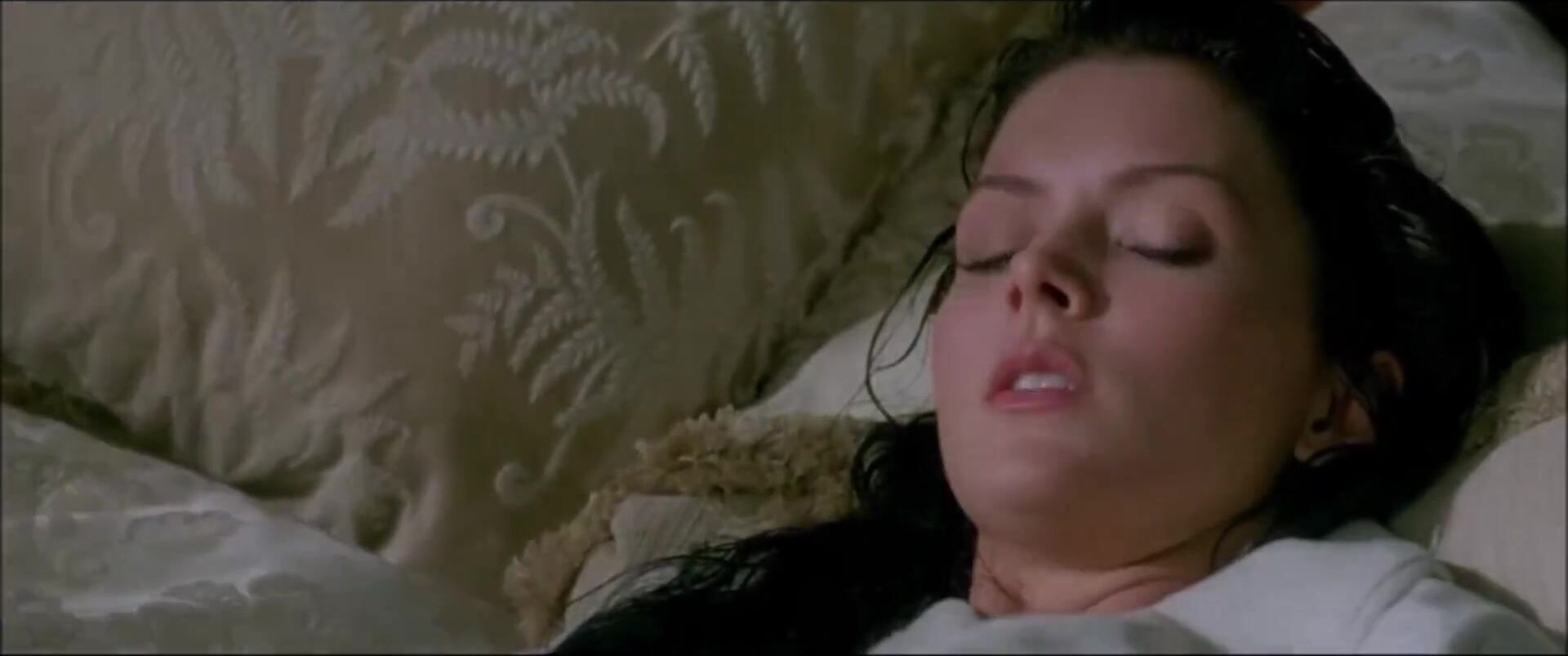 Penis Sucking Girl doesn't get murdered by hitman but drilled in bed in retro film Crying Freeman (1995) Big Ass - 1