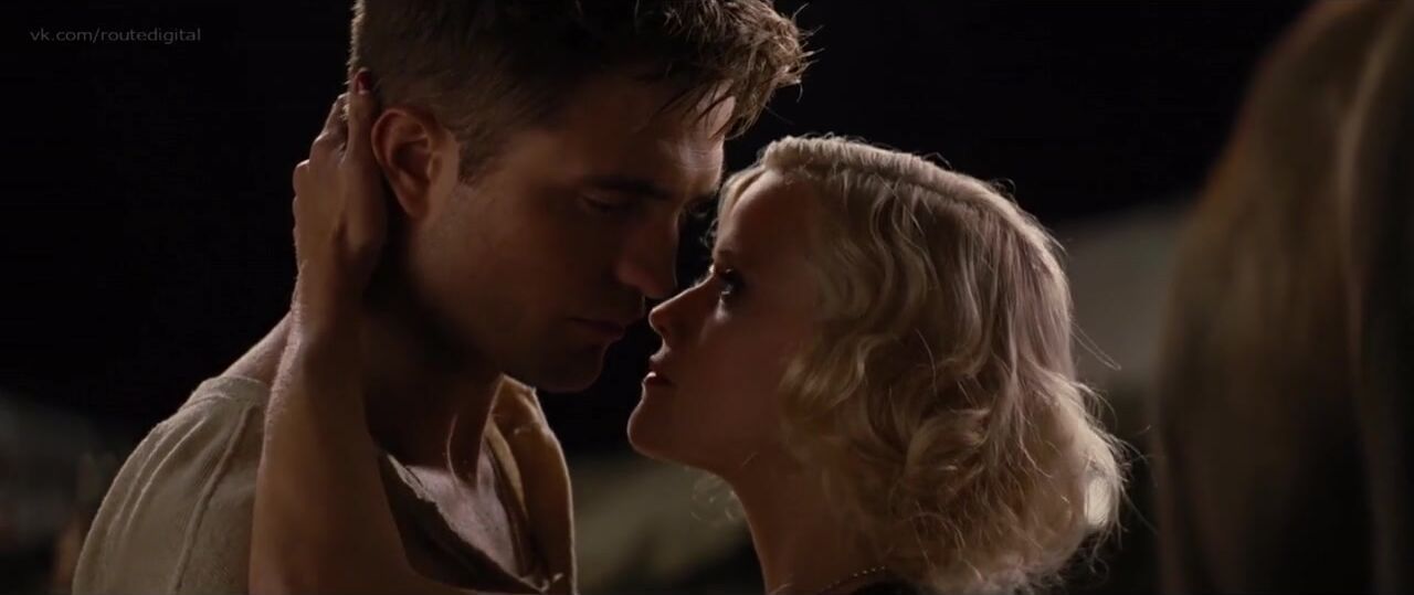 Tiny Reese Witherspoon shows how she fools around in sex scene from Water for Elephants (2011) Tiny Girl - 1