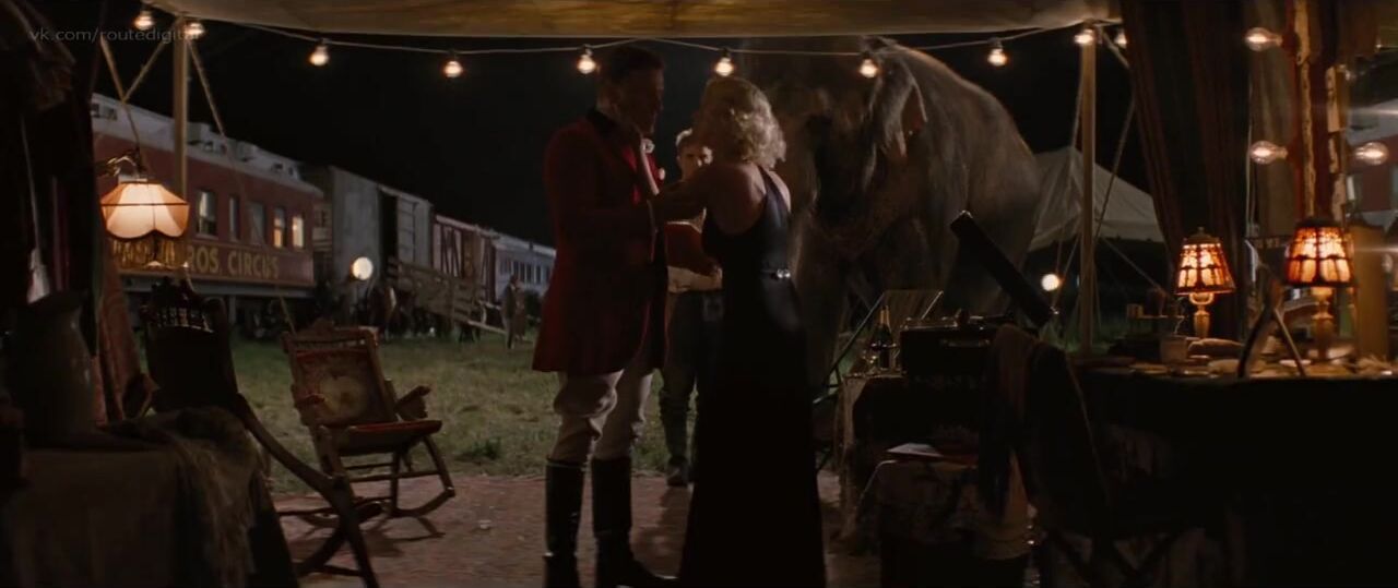 Masturbacion Reese Witherspoon shows how she fools around in sex scene from Water for Elephants (2011) Handjob - 1