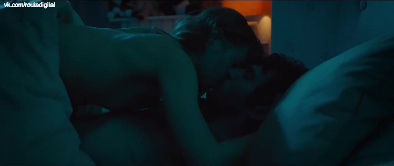 Exhib Alba Ribas nude tempts loved man and gets scored in Spanish film Te quiero, imbécil (2020) Gape - 2