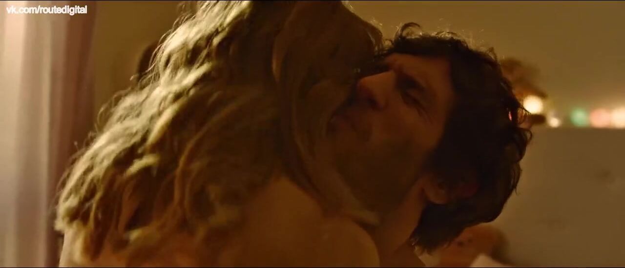 Tara Holiday Alba Ribas nude tempts loved man and gets scored in Spanish film Te quiero, imbécil (2020) Shot - 2