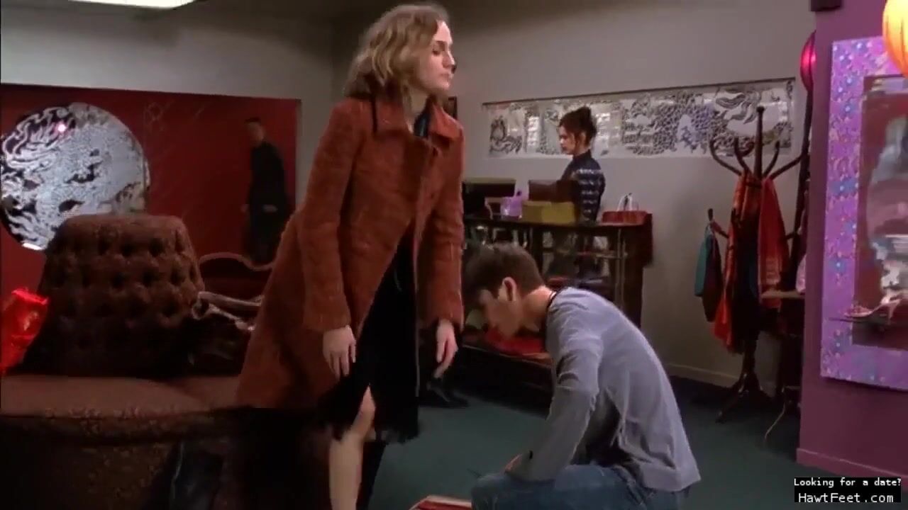 Young Petite Porn Kind man decides to help Diane Kruger and gets chance to touch her wonderful feet Leather - 1