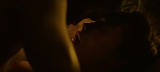 Natural Tits They have met so suddenly but man takes and penetrates Florence Pugh in Outlaw King Milf Sex
