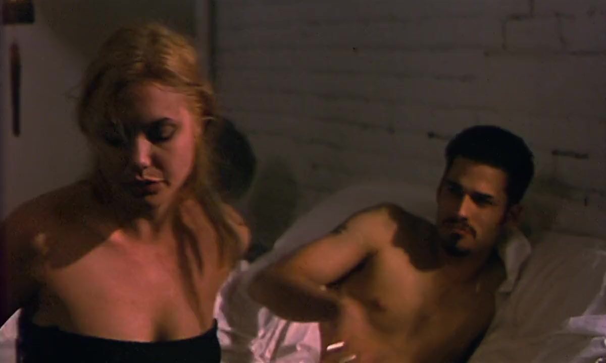 Forbidden Angelina Jolie doesn't get penetrated by demonstrates her nipple in Hell's Kitchen (1998) Interracial Sex