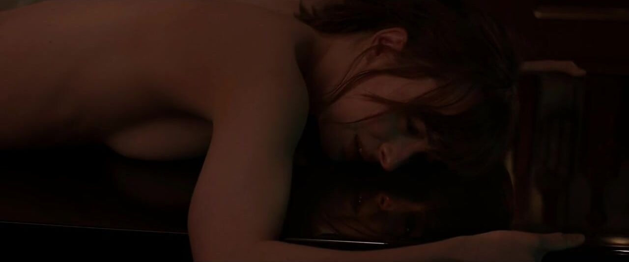 Pussy Eating Dakota Johnson shows off tiny boobies and hooks up with guy in Fifty Shades of Grey PornBox