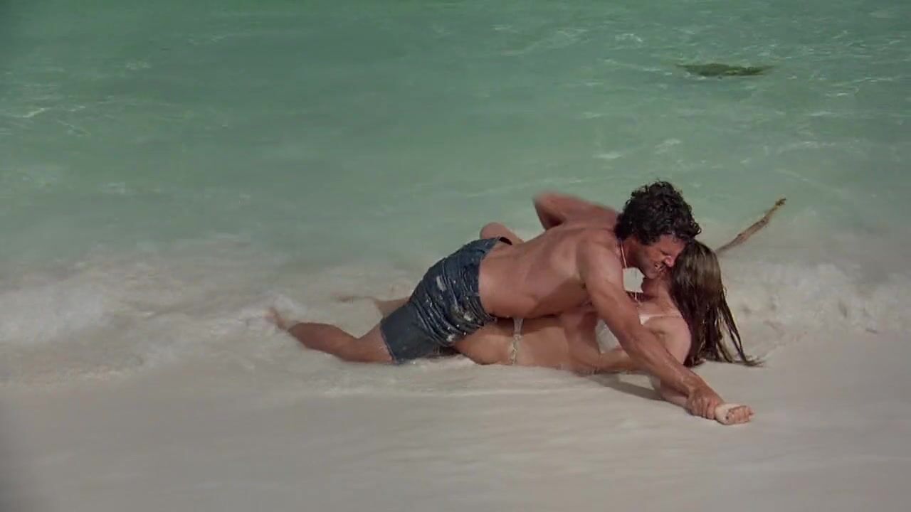 18yearsold Kelly Brook flirts with the brutal young man and has hard sex in Survival Island Cock Suckers