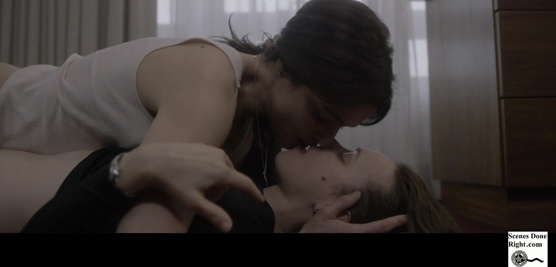 Boobies Rachel Weisz and Rachel McAdams have lesbian oral sex in feature movie Disobedience PornTube - 1