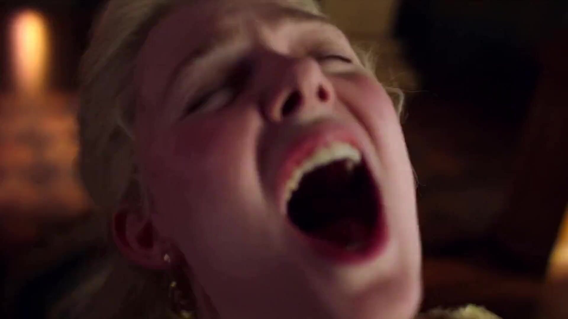 Putita Sexy Elle Fanning loves getting it on in oral and vaginal ways in the TV series The Great Spoon - 1
