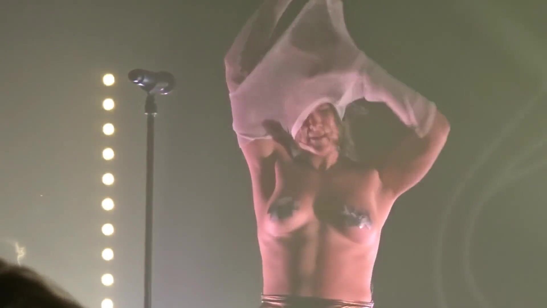 Uncut Concert moments full of shame and excitement when Tove Lo nude exposes boobies on stage Stroking