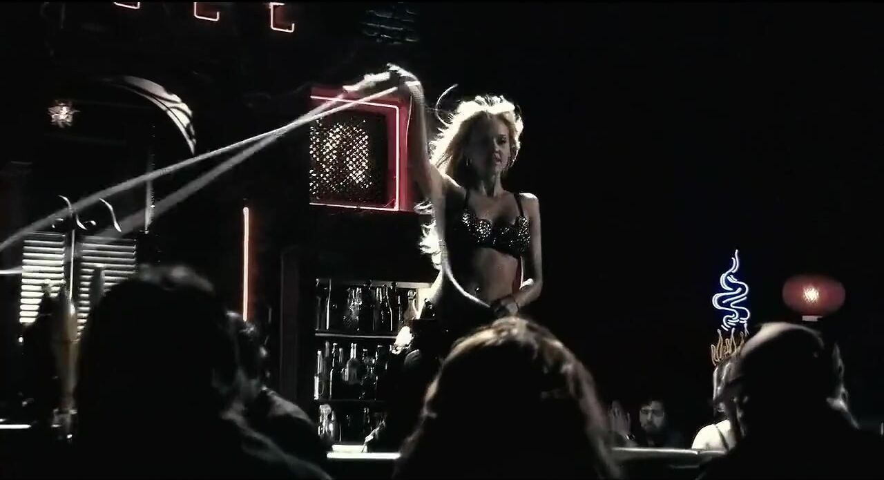 Stripper Sin City erotic scene with participation of Jessica Alba with lasso performing striptease Mexico