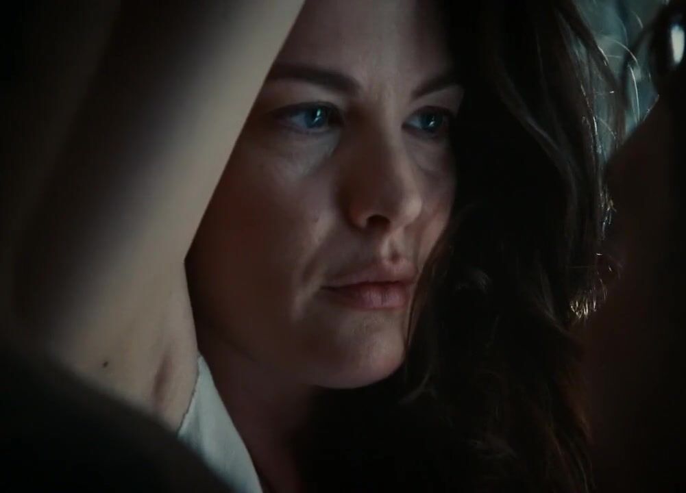 Cachonda Liv Tyler doesn't lose time and better spends it getting nailed in TV series The Leftovers Cheat - 1