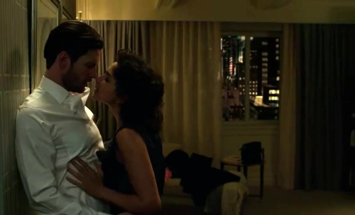 Anale Sex scene of exotic MILF Amber Rose Revah being scored in TV series The Punisher 4porn