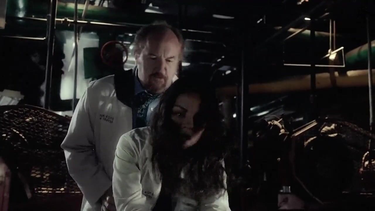Tesao Doctor grabs Mila Kunis and hooks up with her in The Angriest Man in Brooklyn (2014) Farting