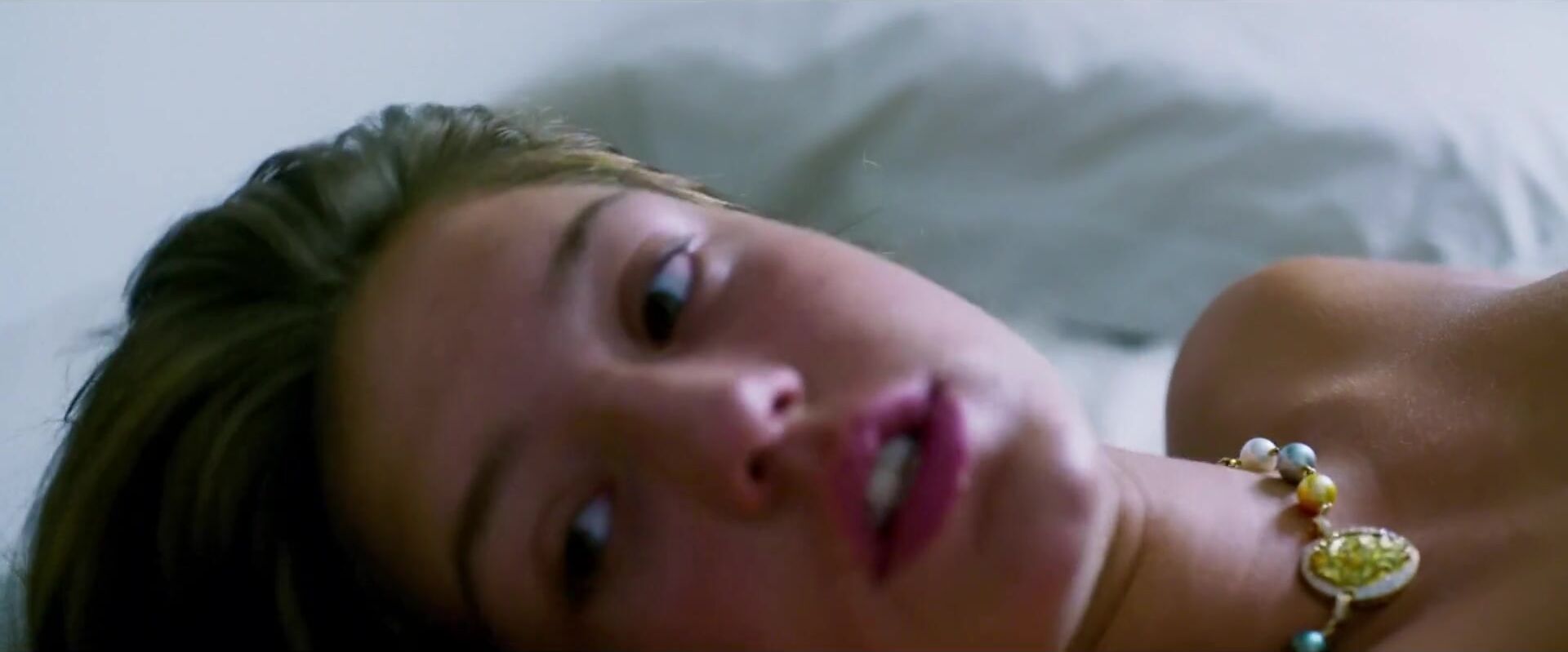 Coed Adele Exarchopoulos and other French girls naked fool around in Orpheline (2016) GamesRevenue