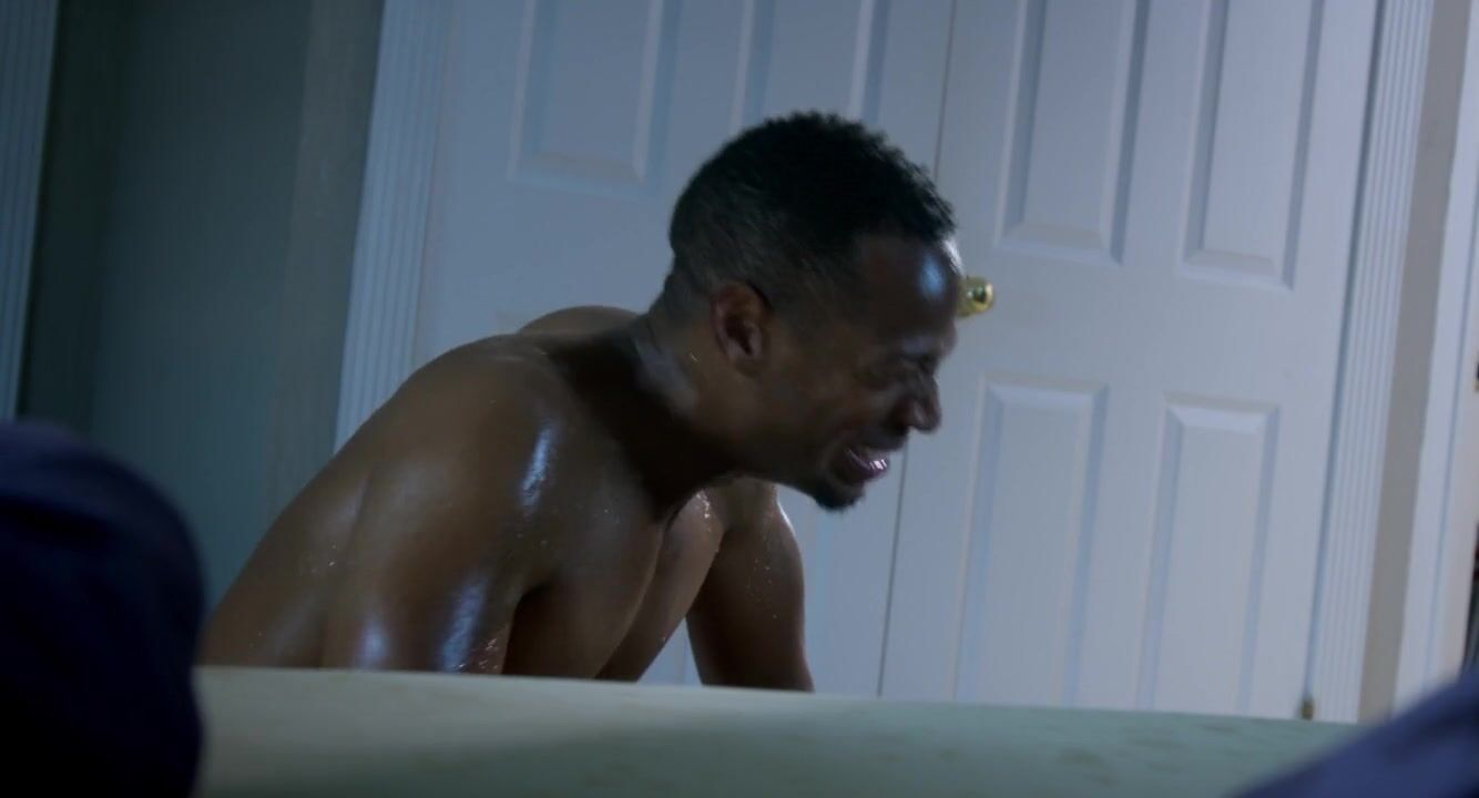Fuck Hard Black guy is very gentle with unstoppable nympho Jaime Pressly in Haunted House 2 Australian - 1