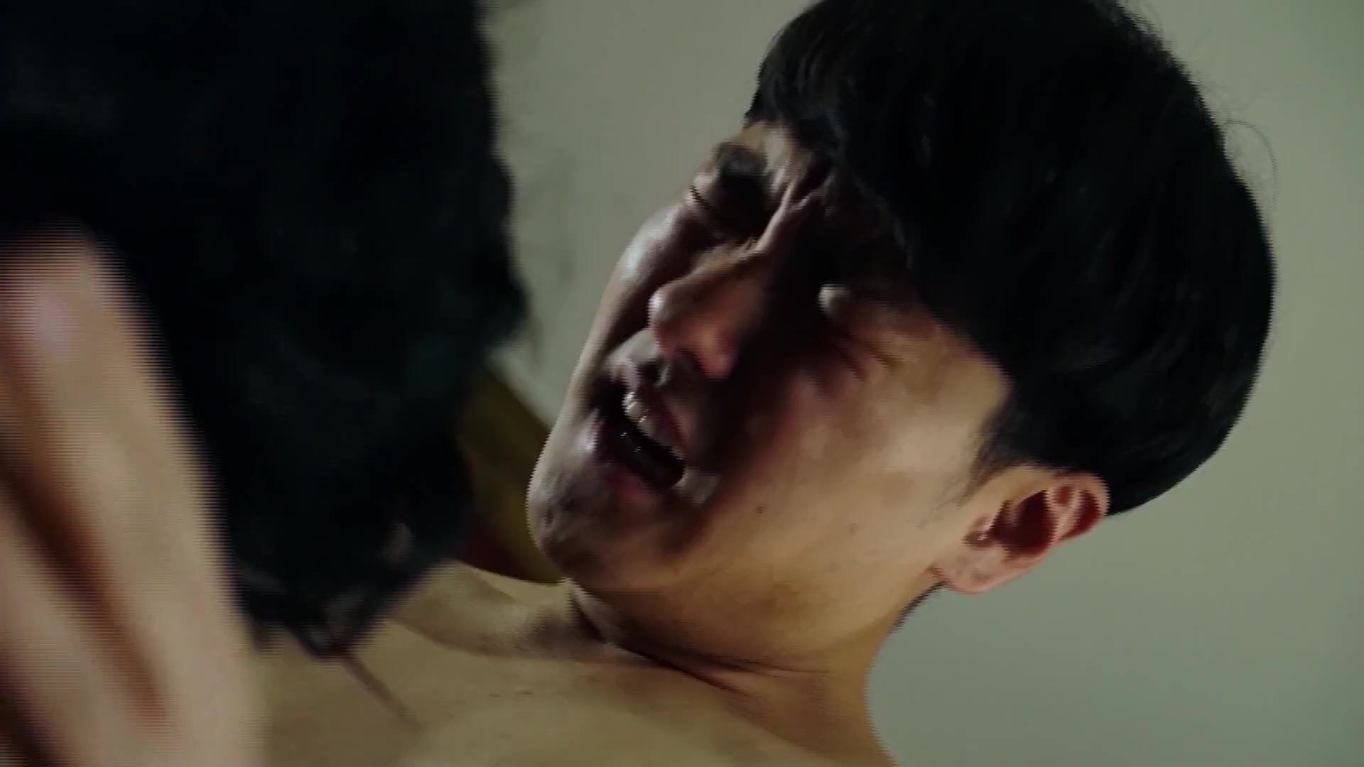 Big Dildo Hot charmer enjoys cunnilingus and sucks before full sex in The Lingerie Man (2015) Argentino