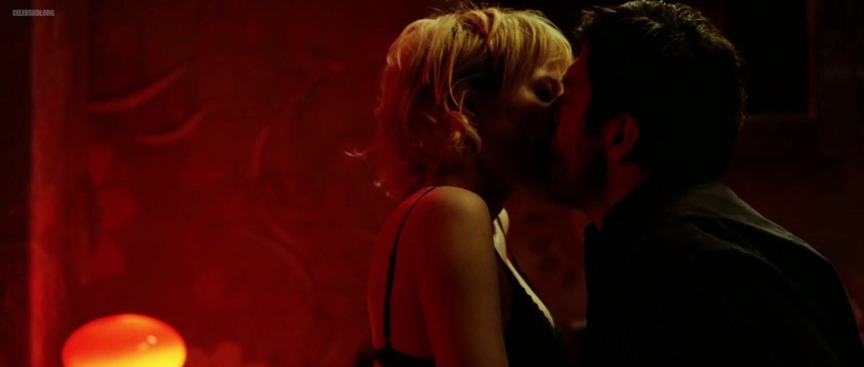 Xxx Married MILF Alba Rohrwacher nude makes it with the waiter in Come Undone (2010) Novia