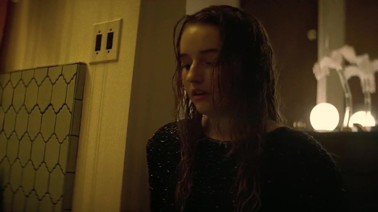 Pure 18 Sex moment of Kaitlyn Dever nude and Diana Silvers nude kissing and getting naked Rough Fucking - 2