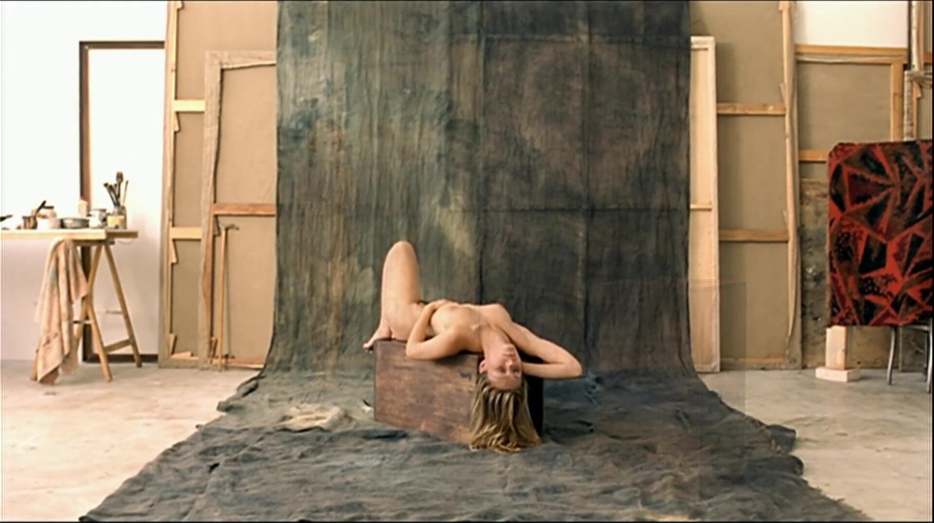 Shavedpussy Dorothee Capelluto nude and other babes pose in The Misfortunes Of Beauty (1999) Animation