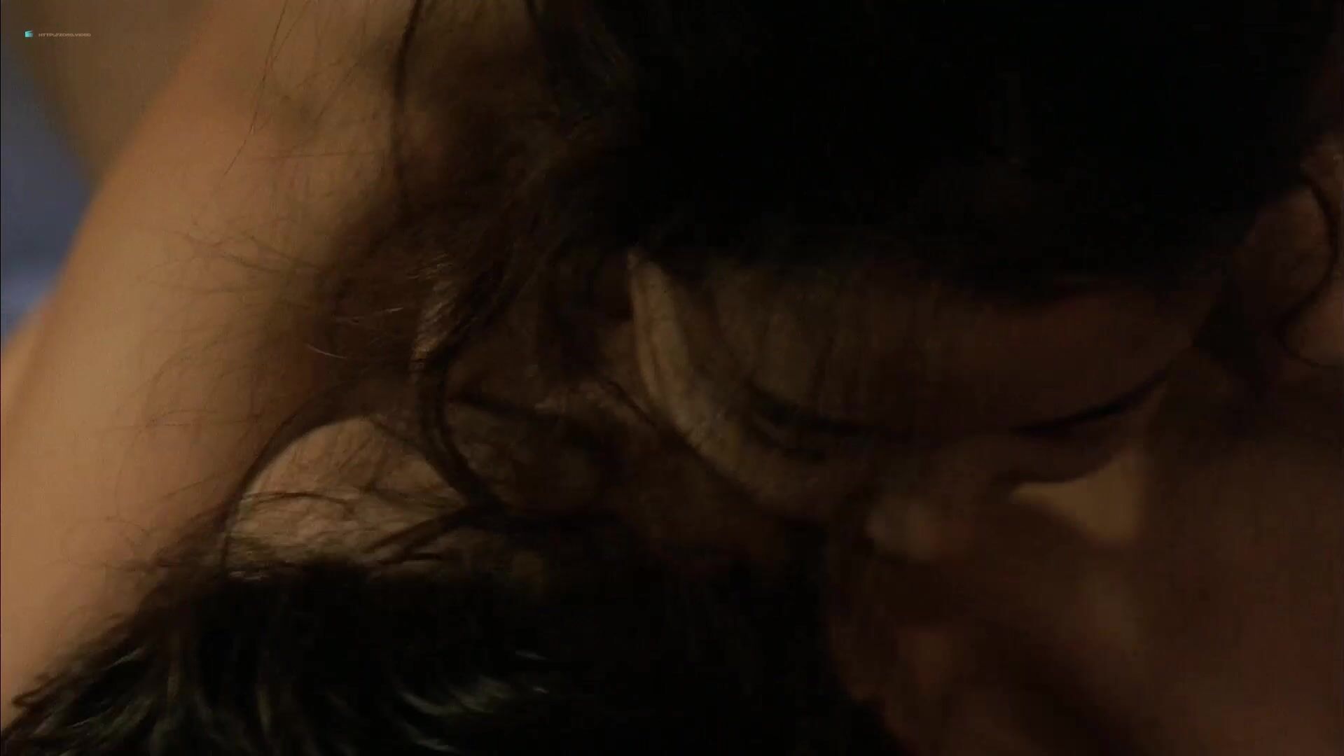 Spain Slinky Do-yeon Jeon gets penetrated by the undercover lover in Happy End (1999) Gloryhole