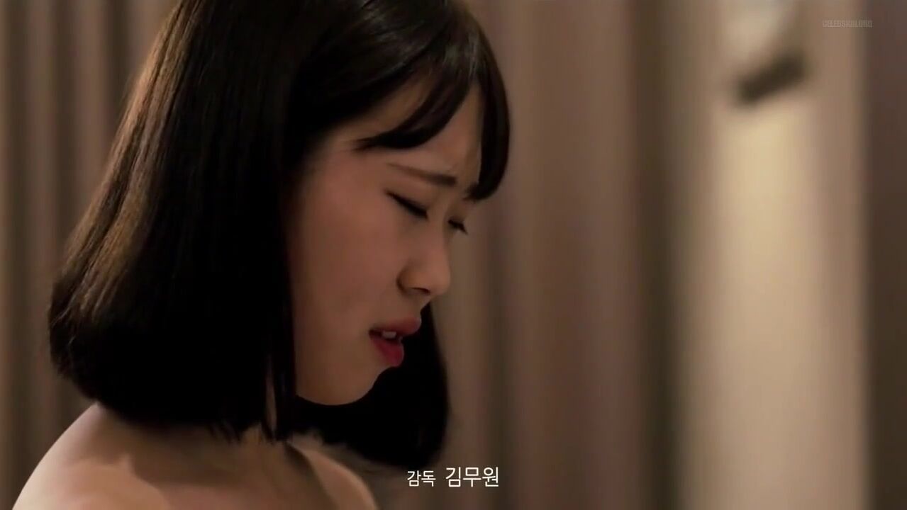 Free Oral Sex Joo Ye-bin and Kwak Ji-eun nude in hot nude scenes from the Korean movie Stepmom (2016) Snatch - 2