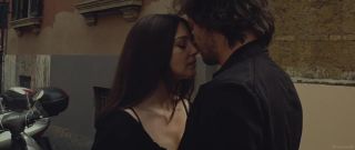 smplace Monica Bellucci nude - A Burning Hot Summer (2011)...
