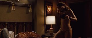 Ball Busting Paula Patton nude - 2 Guns (2013) Spank