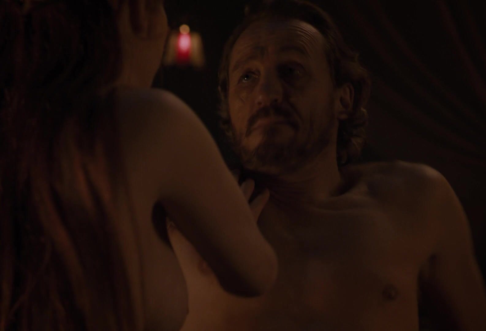 Colombia Marina Lawrence-Mahrra goes nude in Game of Thrones s08e01 (2019) Pica - 1