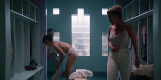 Bubble Alison Brie - Glow S01E01 (2017) Sara Stone