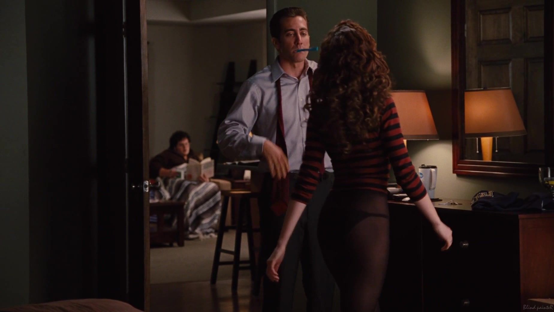 Foreplay Anne Hathaway nude - Love and Other Drugs (2010) 19yo - 1